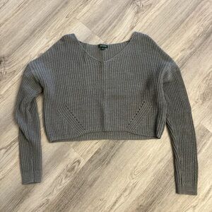 Wild Fable Grey V-Neck Cropped Sweater